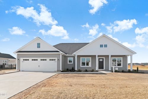 122 Ralph Dr, Pikeville, NC, 27863-9313 | Card Image