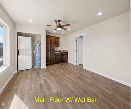 7869 Houston Loop, White City, OR, 97503-1374 | Card Image