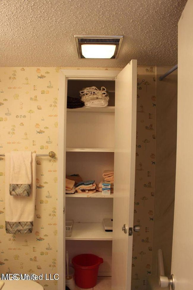 156 lanai 35 | Image 23