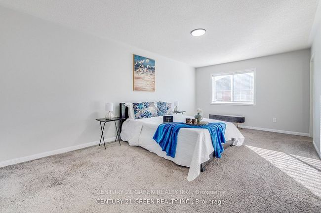 607 Willmott Cres, House attached with 4 bedrooms, 4 bathrooms and 2 parking in Milton ON | Image 20
