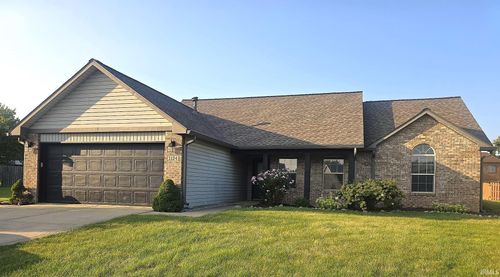 1124 Robin Ct, Greentown, IN, 46936-1375 | Card Image