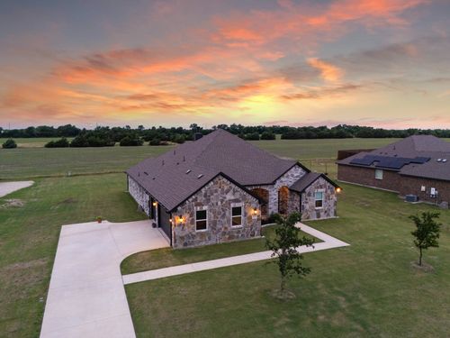 123 Cedar Elm Ln, Nevada, TX, 75173-1276 | Card Image