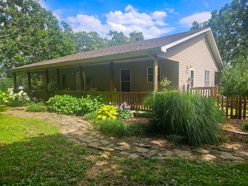 5554 County Road 3380, Willow Springs, MO, 65793-3575 | Card Image