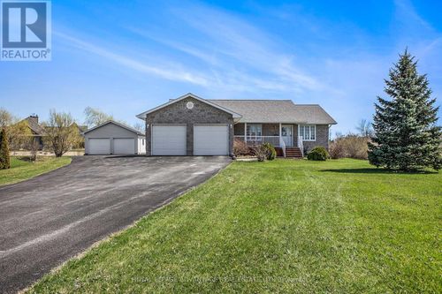 521 Crain Dr, Perth, ON, K7H3C9 | Card Image