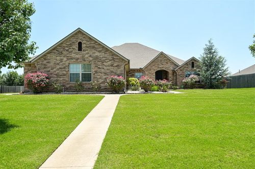 10812 Nw 95th St, Yukon, OK, 73099-6697 | Card Image