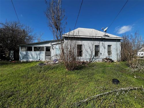 317 W Farrall, Shawnee, OK, 74801-8302 | Card Image