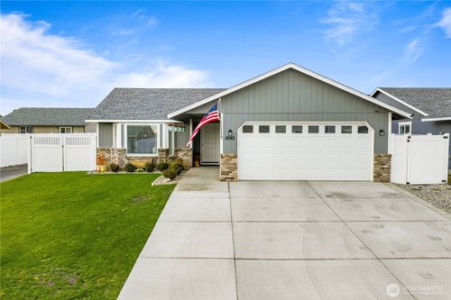 1045 Sandstone St, Othello, WA, 99344-8005 | Card Image