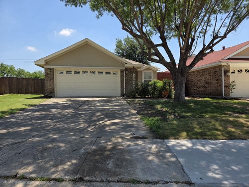 2125 Rose Cliff Ln, Carrollton, TX, 75007-2323 | Card Image