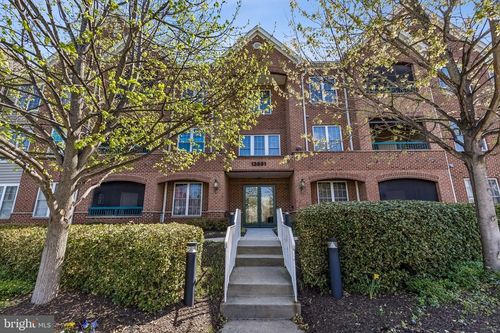 13891 Chelmsford Dr, GAINESVILLE, VA, 20155-3130 | Card Image