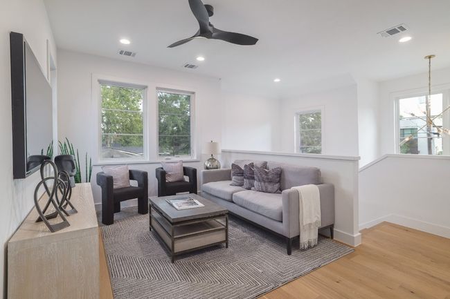 1703 Piedmont Ave, House other with 4 bedrooms, 4 bathrooms and 2 parking in Austin TX | Image 26
