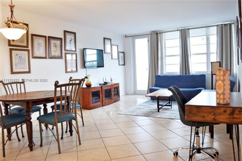 441-100 Lincoln Rd, Miami Beach, FL, 33139-2013 | Card Image