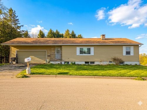 780 4th Street, FENNIMORE, WI, 53809 | Card Image
