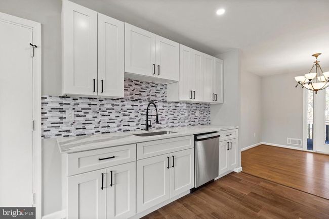 7517 Todd Pl, House other with 5 bedrooms, 3 bathrooms and null parking in MANASSAS VA | Image 22