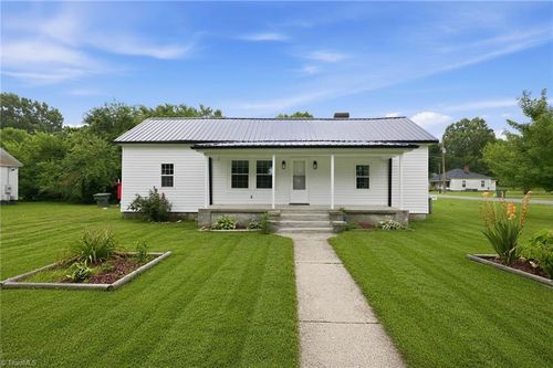 1202 Ridge Ave, Eden, NC, 27288-3806 | Card Image