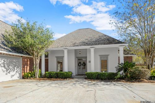 8510 Ormand Dr, Zachary, LA, 70791-7135 | Card Image