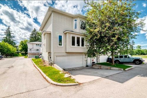 672 Killarney Glen Crt Sw, Calgary, AB, T3E7H4 | Card Image