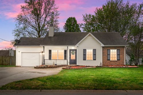 3844 Marla Cir, Clarksville, TN, 37042-7236 | Card Image