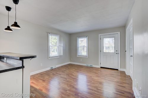 1440 Cole St, Birmingham, MI, 48009-7050 | Card Image