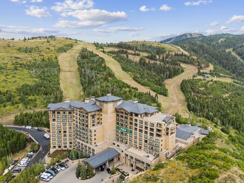 720-2300 Deer Valley Dr E, Park City, UT, 84060-5145 | Card Image