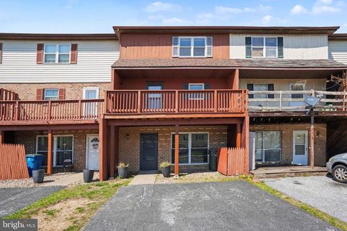 18 Dartmouth Ct, MECHANICSBURG, PA, 17055-5643 | Card Image
