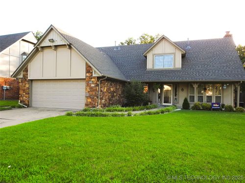 1604 S Chestnut Ave, Broken Arrow, OK, 74012-6209 | Card Image