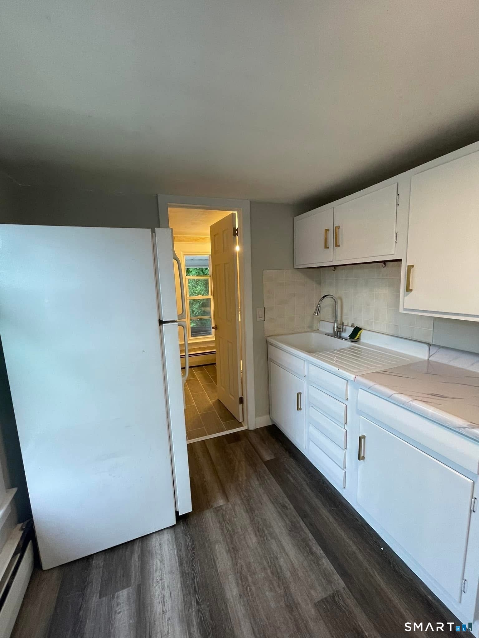 Commercial Lease in East Hartford 4