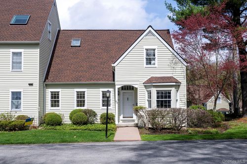 33 Upper Ln, Millbrook, NY, 12545 | Card Image