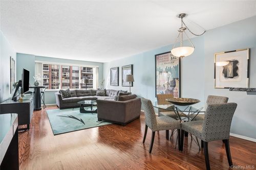1903-300 E 59th St, New York, NY, 10022-2083 | Card Image