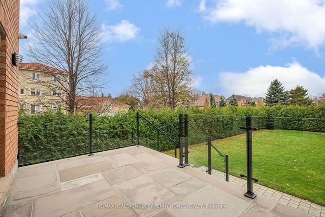 16 Noble St, House other with 7 bedrooms, 6 bathrooms and 12 parking in Markham ON | Image 13