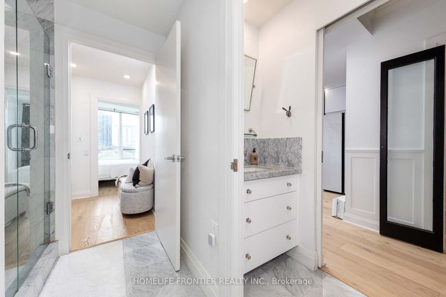 905 - 20 Scrivener Sq, Condo with 2 bedrooms, 1 bathrooms and 1 parking in Toronto ON | Image 16