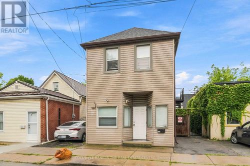 105 Emerson St, Hamilton, ON, L8S2X5 | Card Image