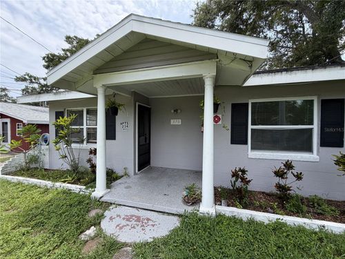 370 3rd St Nw, LARGO, FL, 33770-2420 | Card Image