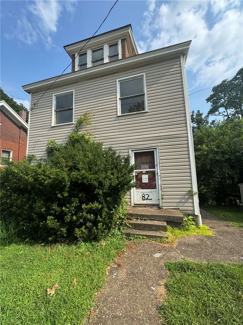 82 Belvidere St, Crafton, PA, 15205-2819 | Card Image