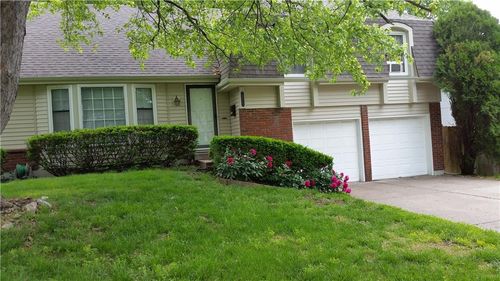 10025 Mastin Dr, Overland Park, KS, 66212-5415 | Card Image