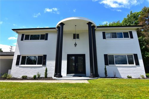 145 Mapledale Dr, Munhall, PA, 15120-2927 | Card Image
