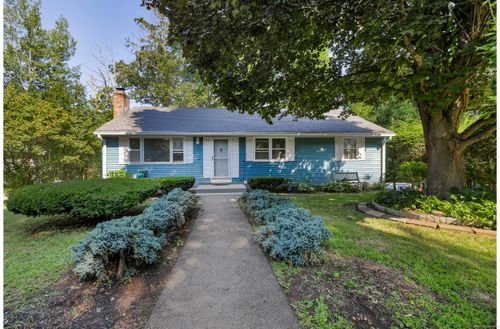 226 E Wakefield Blvd, Winsted, CT, 06098-2921 | Card Image