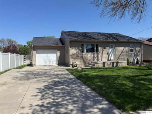 2500 E Cuming St, Fremont, NE, 68025-6421 | Card Image