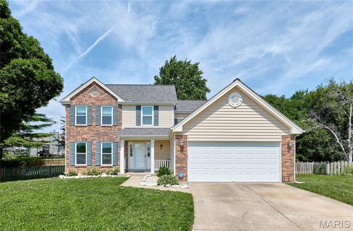 75 Catawba Ct, Saint Charles, MO, 63304-1422 | Card Image