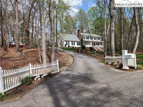 305 Old Farms Rd, Wilkesboro, NC, 28697-7420 | Card Image