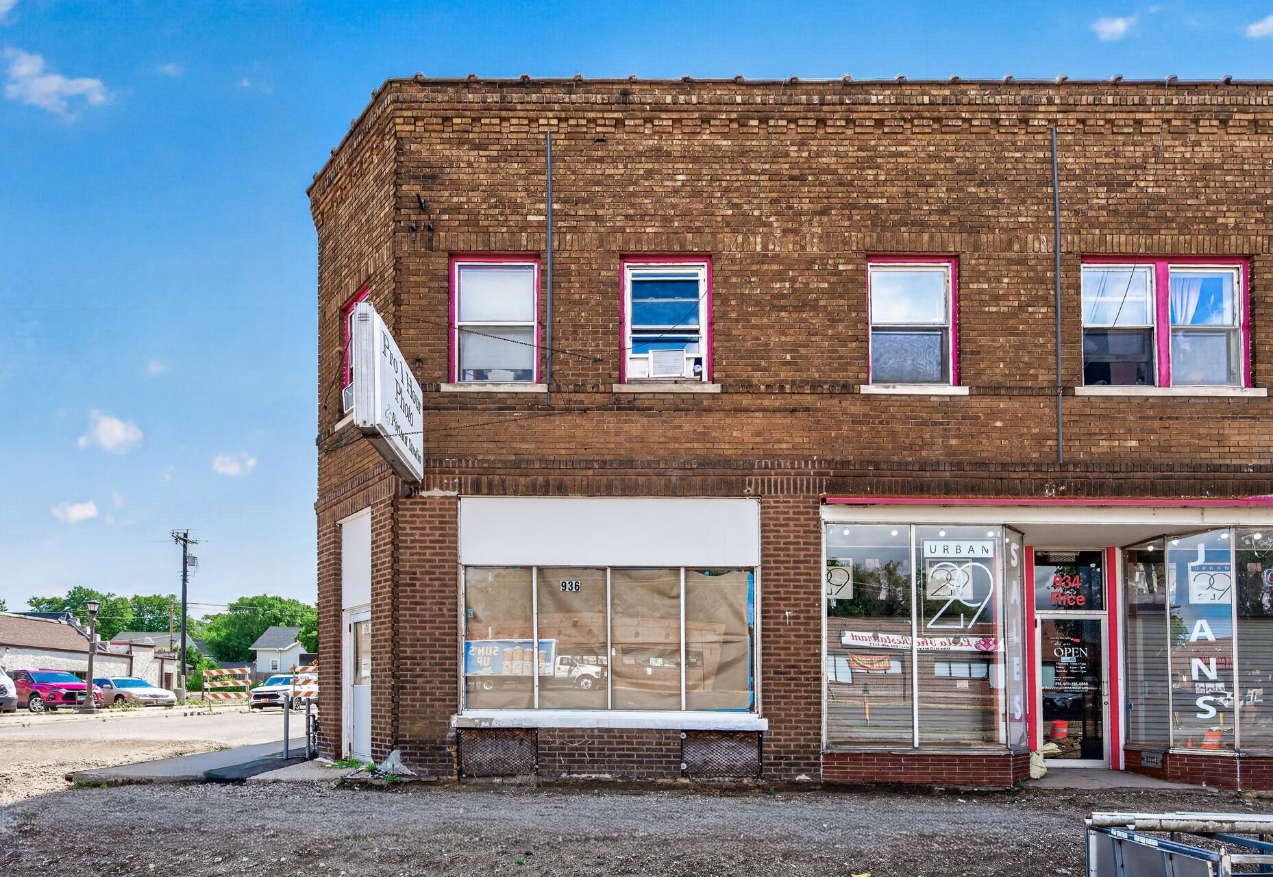 Commercial Sale in Saint Paul 4