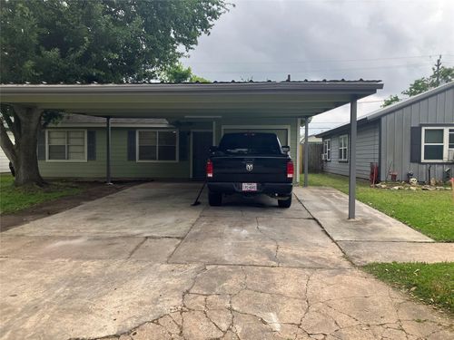 2310 Grape Ln, Pasadena, TX, 77502-5707 | Card Image