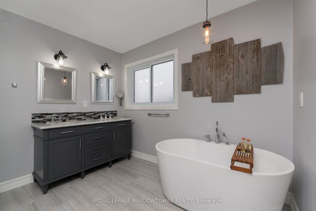 206 Eaton St, House other with 5 bedrooms, 4 bathrooms and 2 parking in Georgetown ON | Image 21