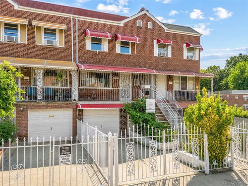 3302 Tiemann Avenue, New York, NY, 10469 | Card Image