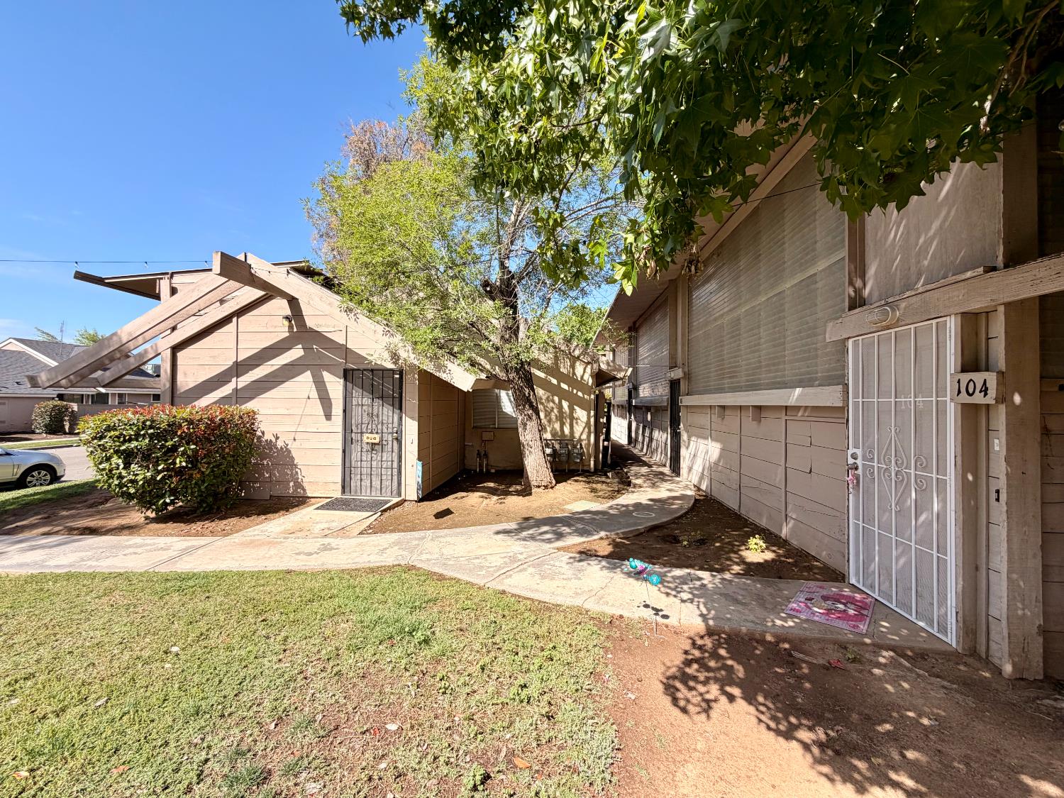 Residential Income in Fresno 5