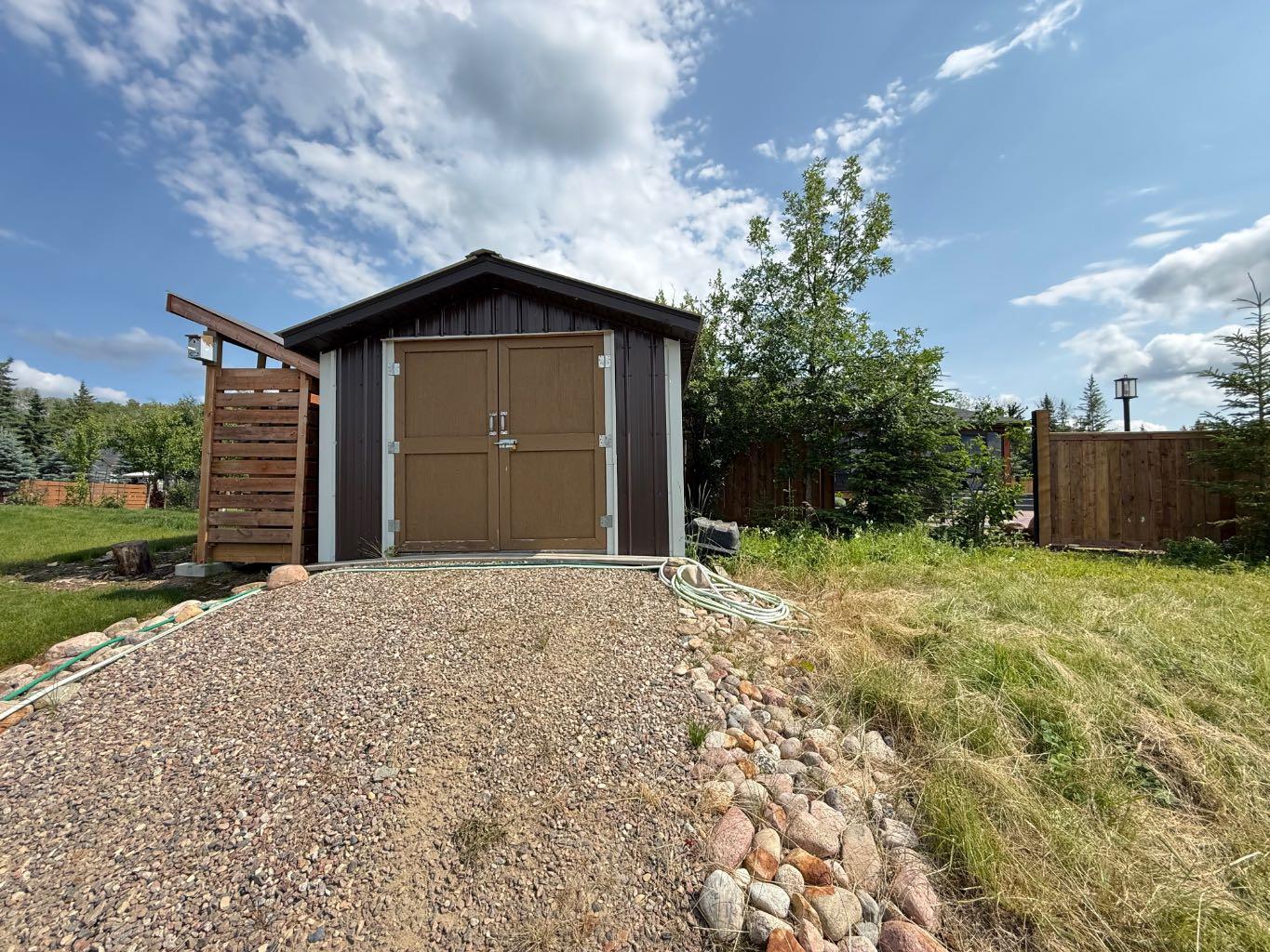 Land in Lac Des Iles 5