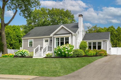 216 East St, Weymouth, MA, 02189-2148 | Card Image