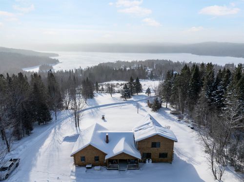 56 The Tarns Rd, Pittsburg, NH, 03592-5417 | Card Image