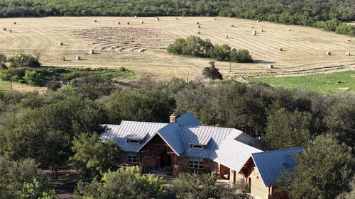 435 Placid Ln, Lockhart, TX, 78644-4441 | Card Image