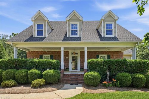 106 Keswick Dr, Advance, NC, 27006-7271 | Card Image