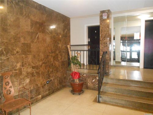 apt-2e-131-11 Kew Gardens Rd, Kew Gardens, NY, 11418-1963 | Card Image